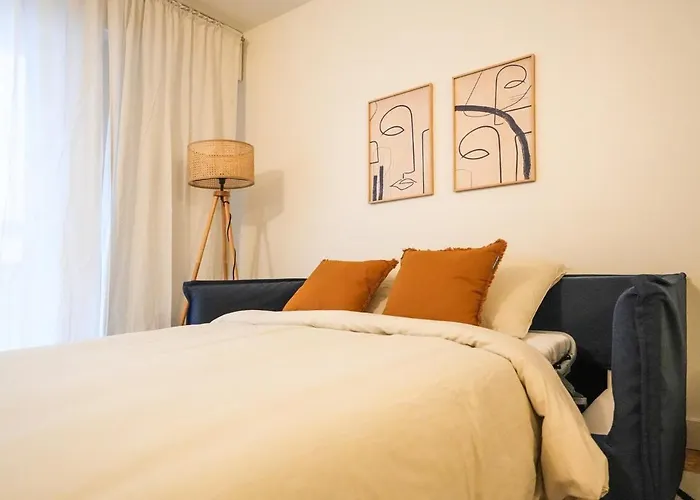 Cozy In 15 & Eiffel Tower * Париж